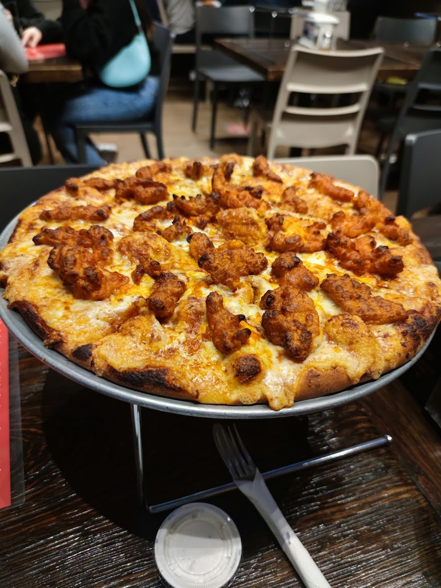 La Brujula Pizza Photo 7