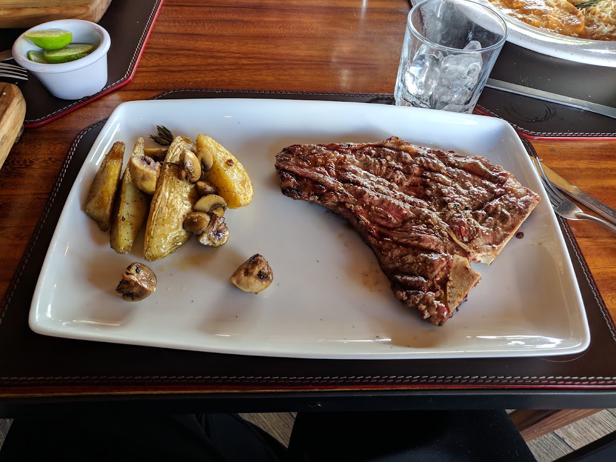 La Mendoza Photo 5