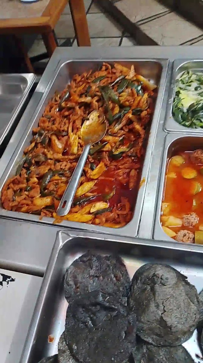 La Niña Buffet Photo 2