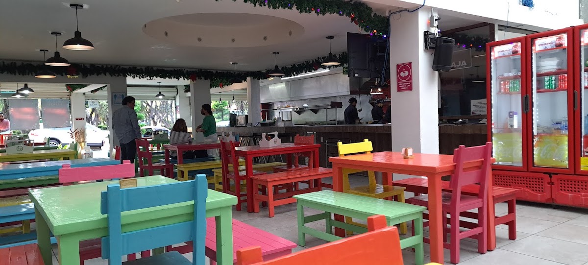 La Palapa Del Pacifico Y El Paisa