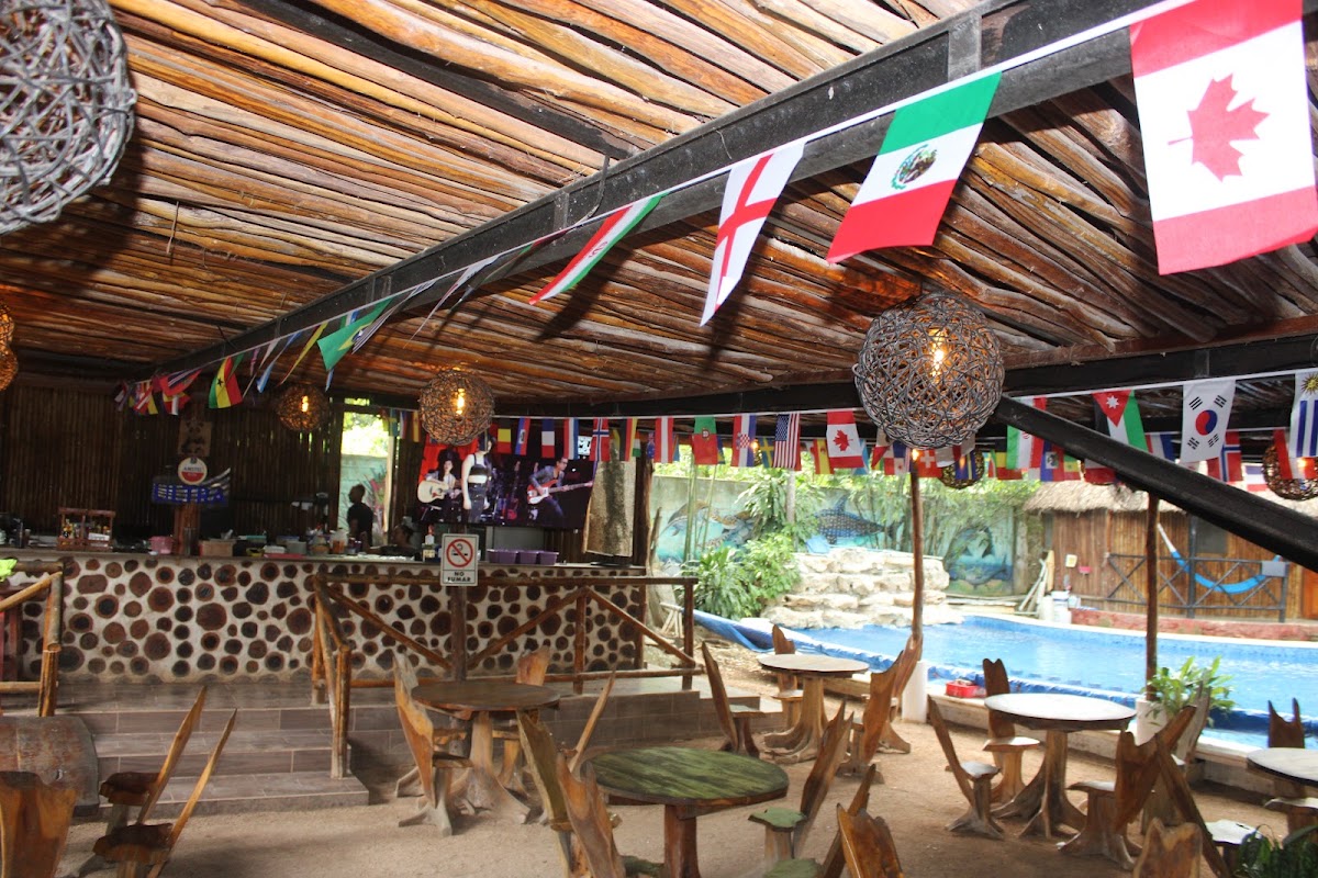 Los Bambús Restaurante & Bar-Lounge