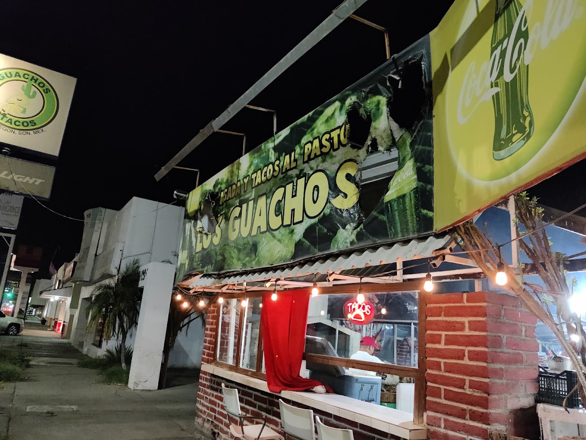 Los Guachos