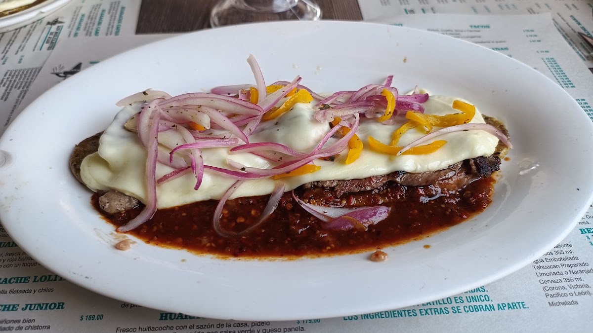 Los Huaraches de Juan Photo 9