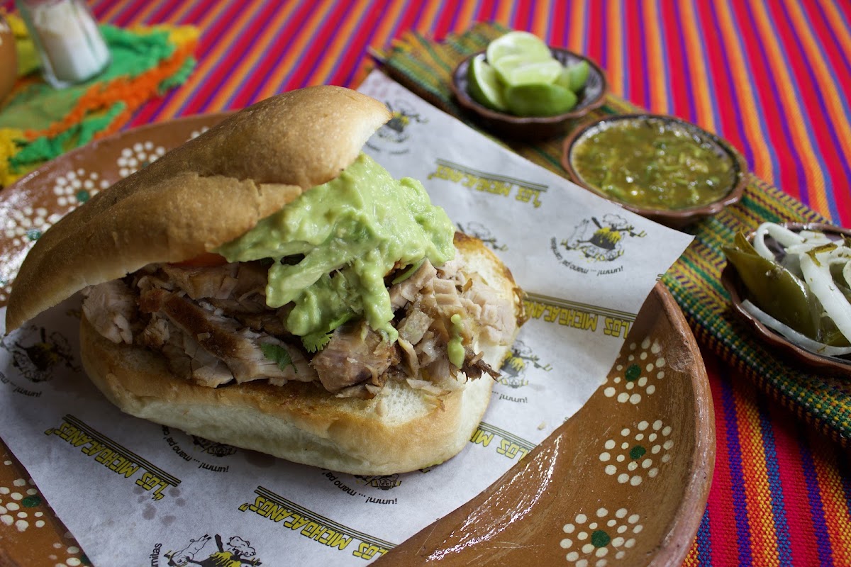 Los Michoacanos Photo 4