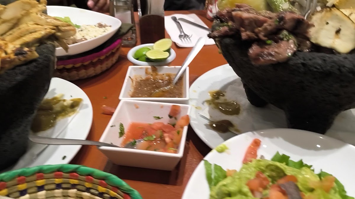 Los Milagros Photo 2
