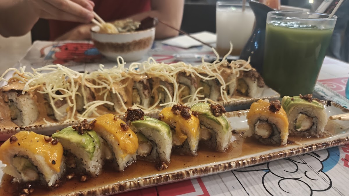 Lucky Sushi Photo 3
