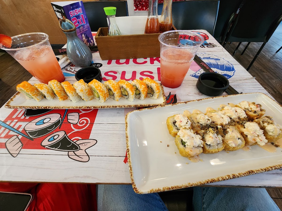 Lucky Sushi Photo 4