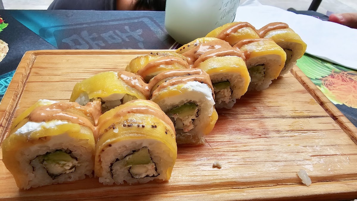 Lucky Sushi Photo 7