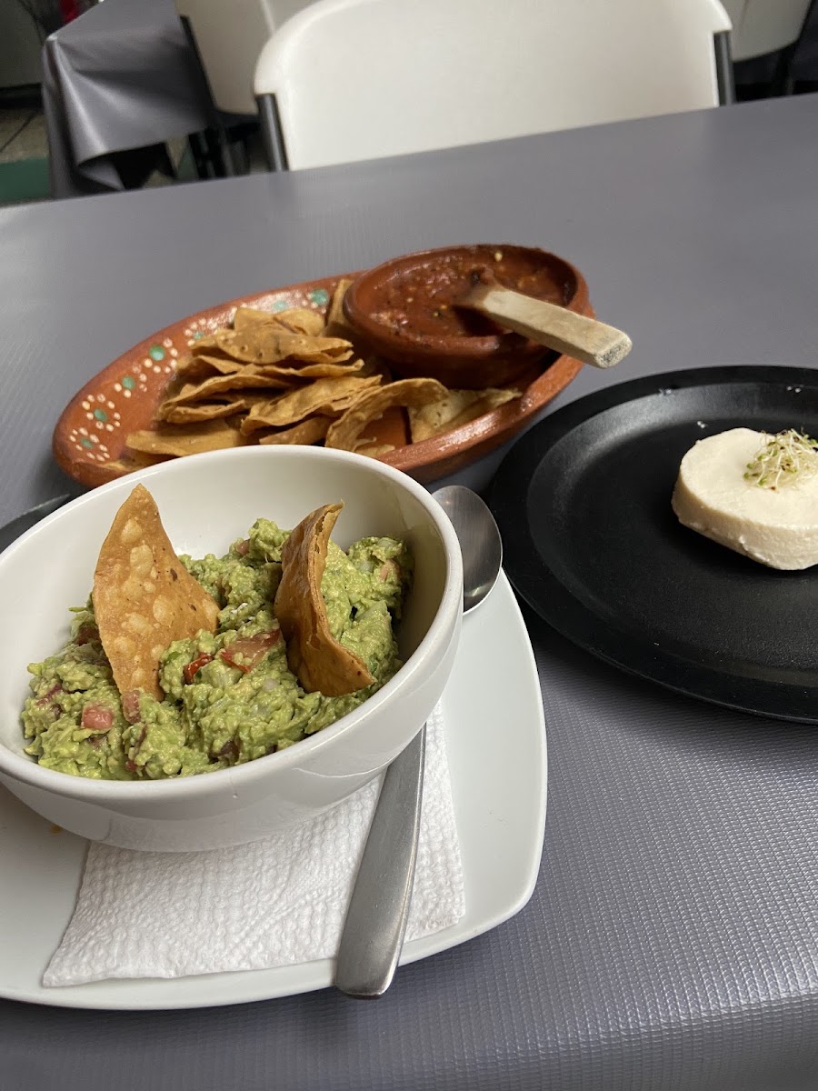 Mario S Restaurant Photo 5