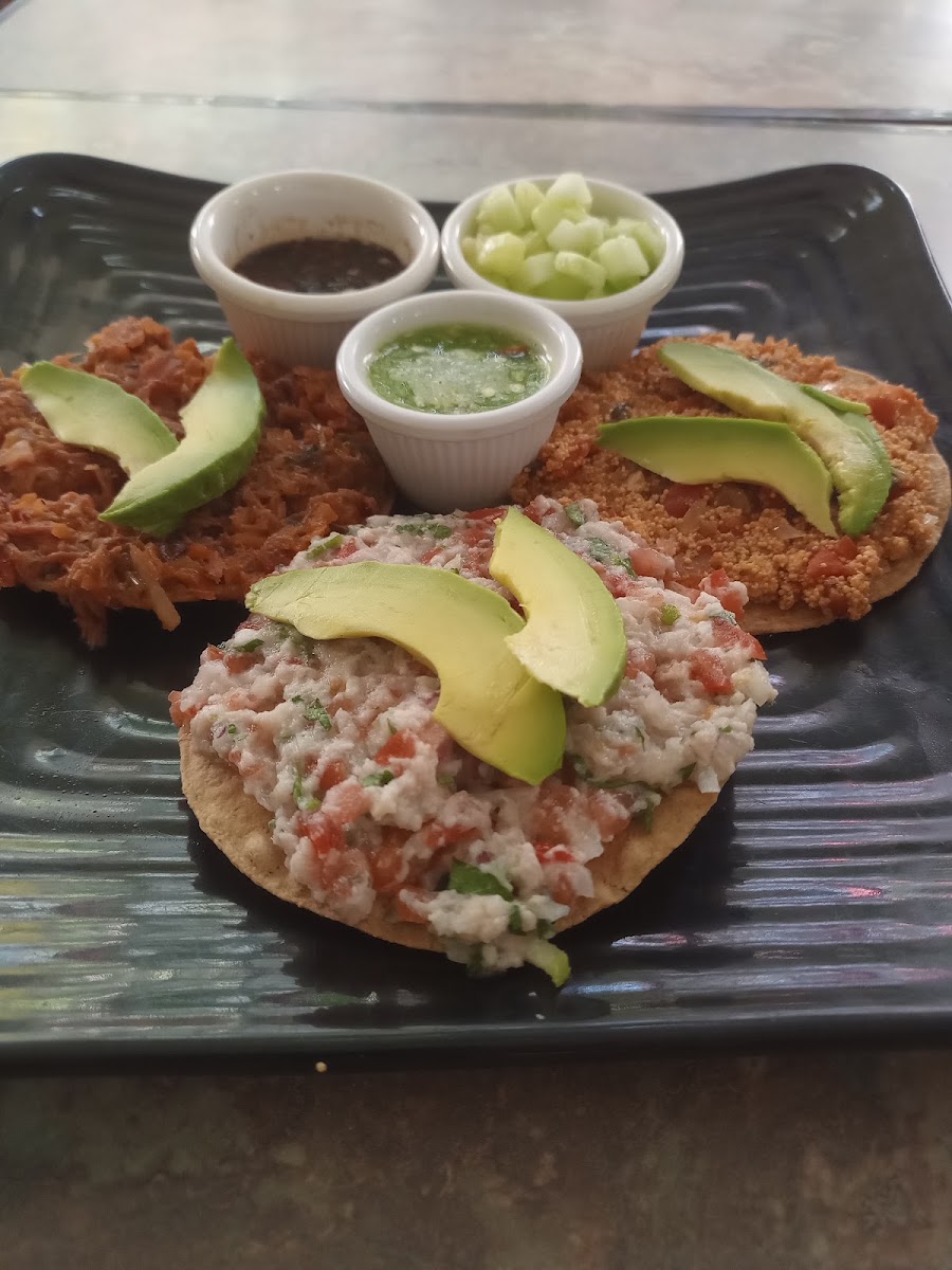 Mariscos El Carnal Photo 9
