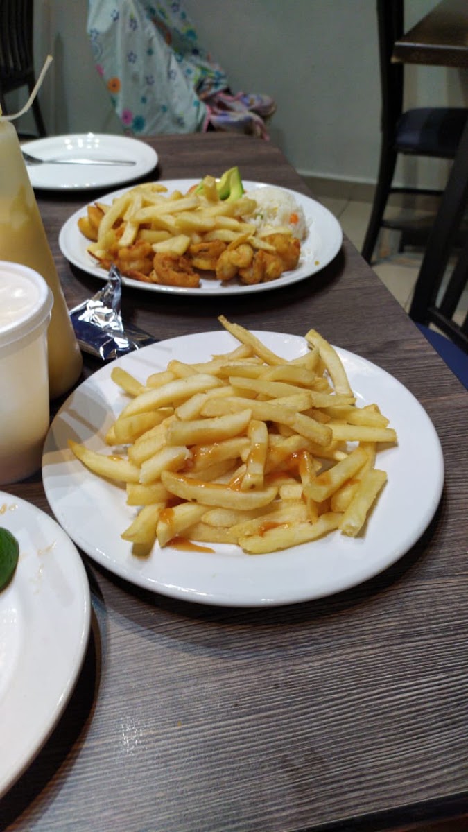 Mariscos La Anacua Photo 10
