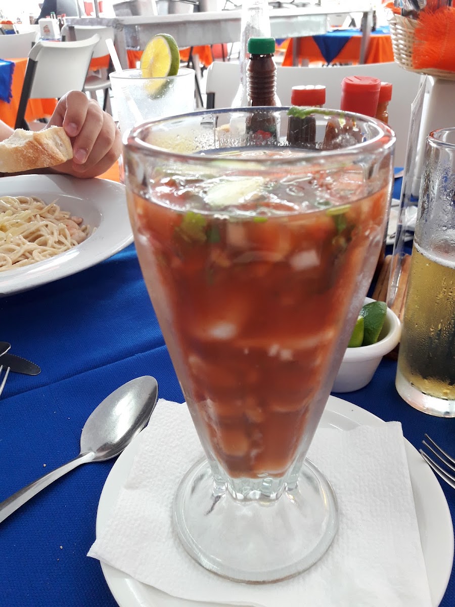 Mariscos La Playa Photo 6