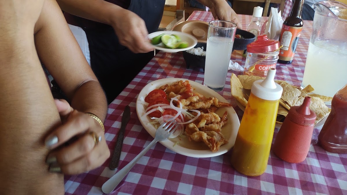 Mariscos Pancho's Photo 9