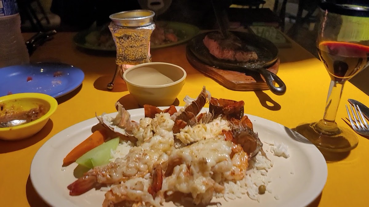 Maro Shrimp House Photo 2