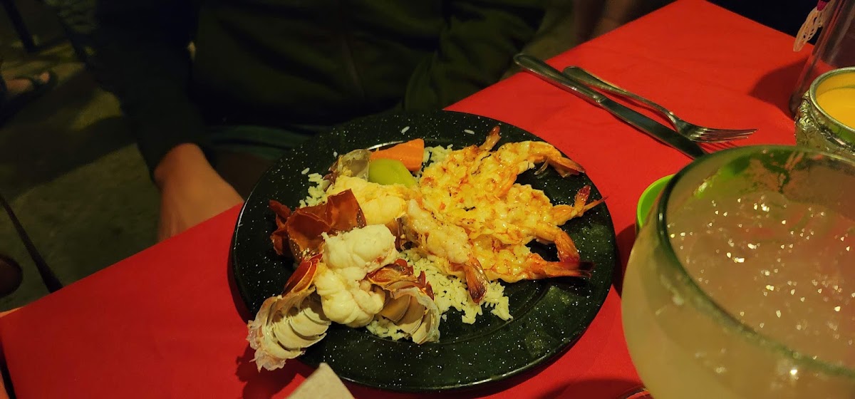 Maro Shrimp House Photo 8