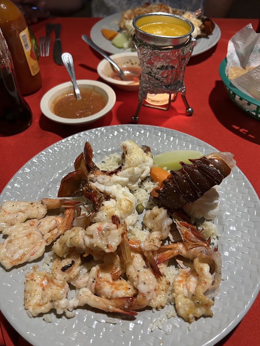 Maro Shrimp House Photo 9