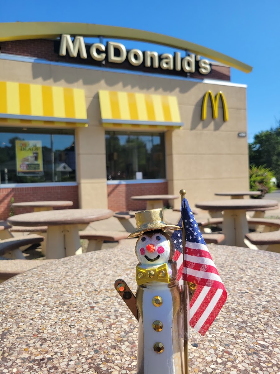 Mcdonald's Photo 2