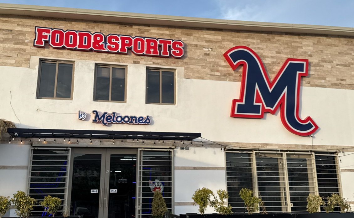 Meloones Sports Bar