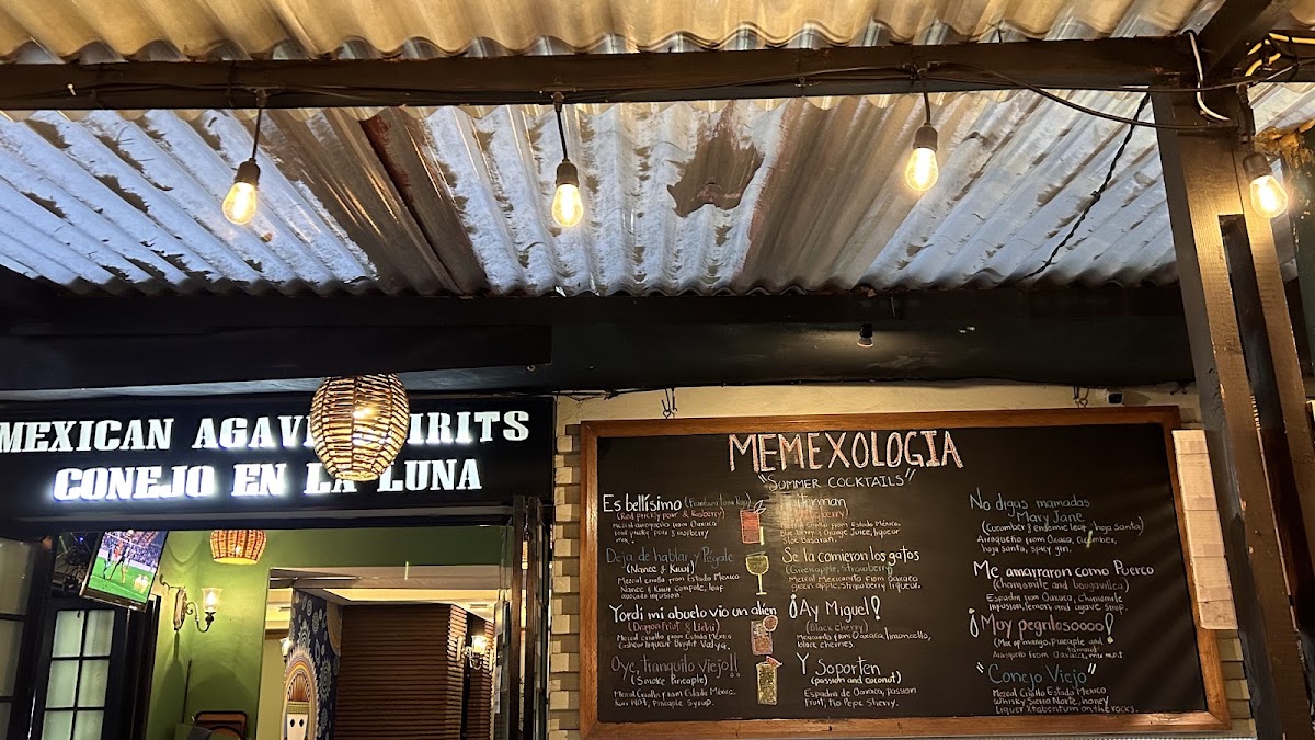 Mezcaleria Conejo En La Luna Menu Photo 6