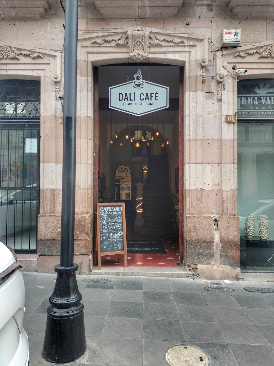 Midali Cafe Tacuba