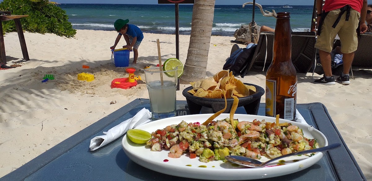 Mvngata Beach Club & Rooftop Photo 9