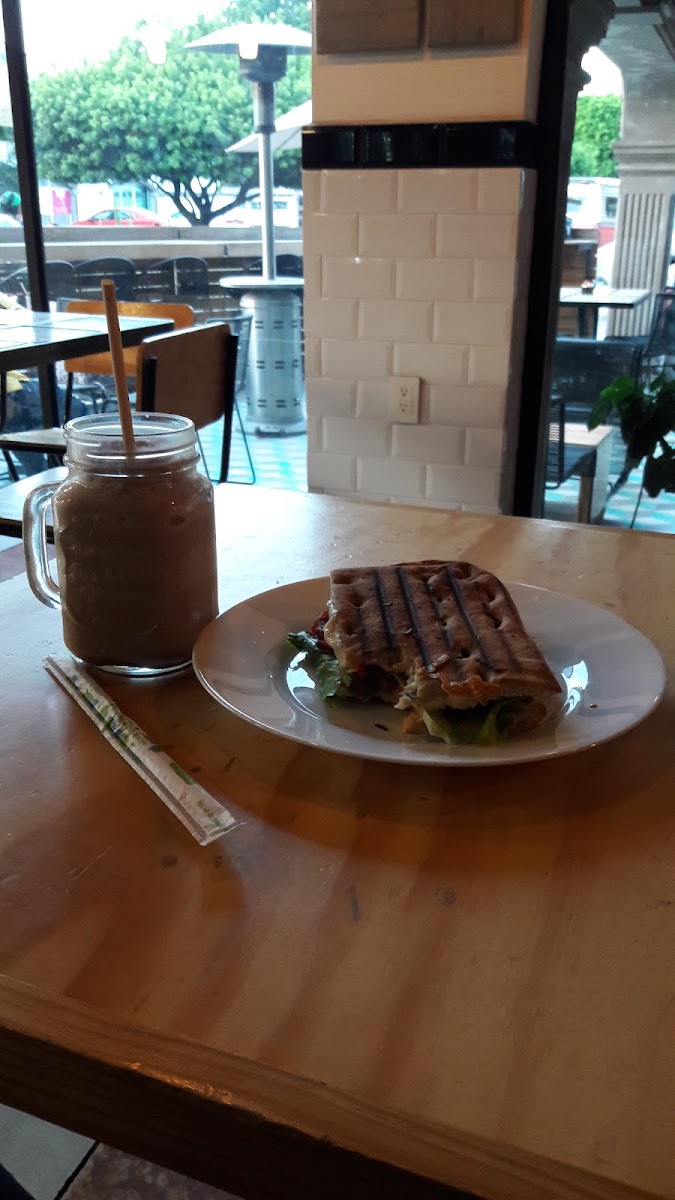 Ninety Coffee - Cafetería De Especialidad Photo 7