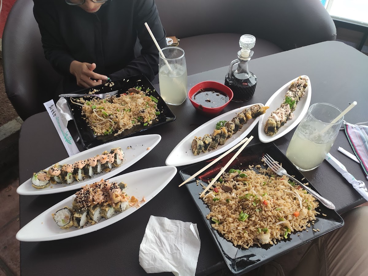 Oriental Chef Photo 5