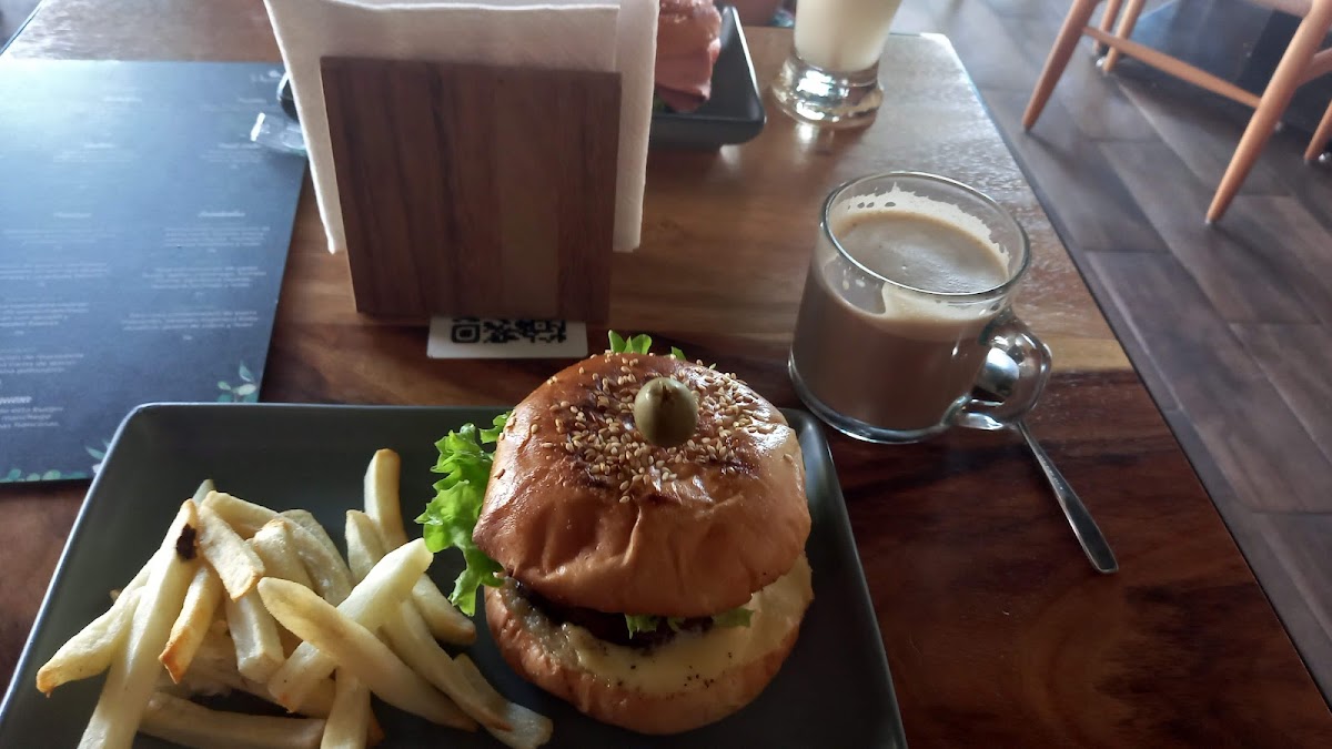 Pajaretto Cafe Photo 10
