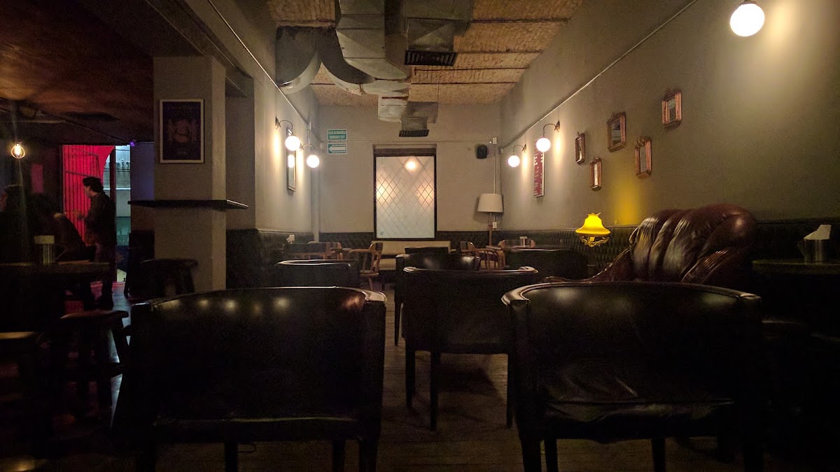 Pigalle Photo 4