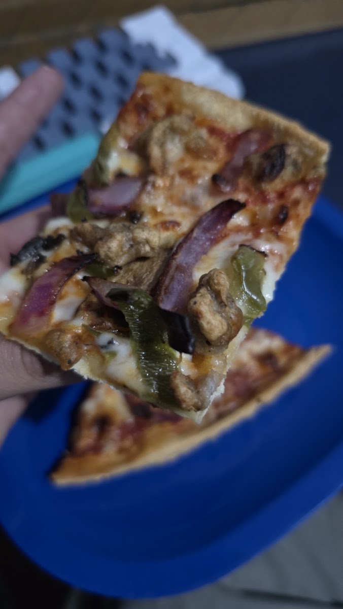 Pizza Hut Photo 8