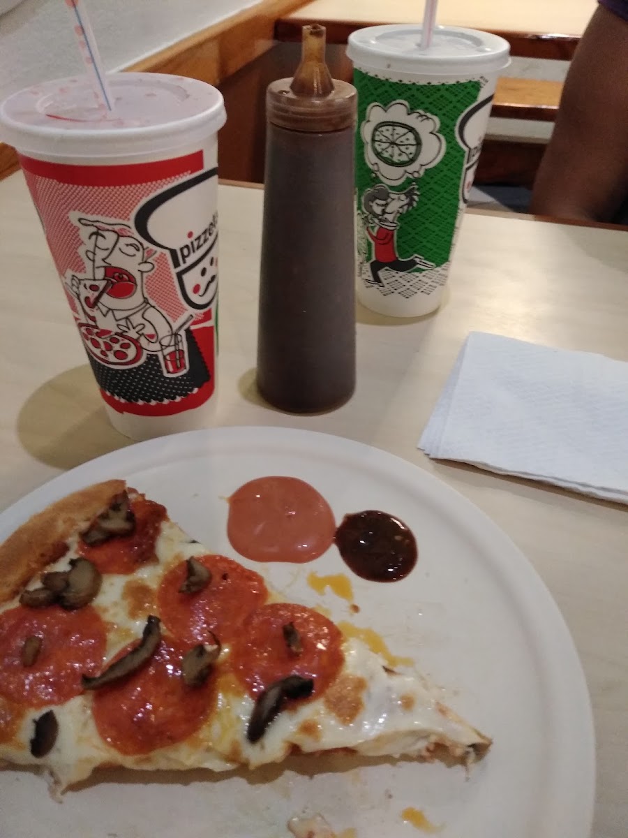 Pizzeta Obregon Photo 10