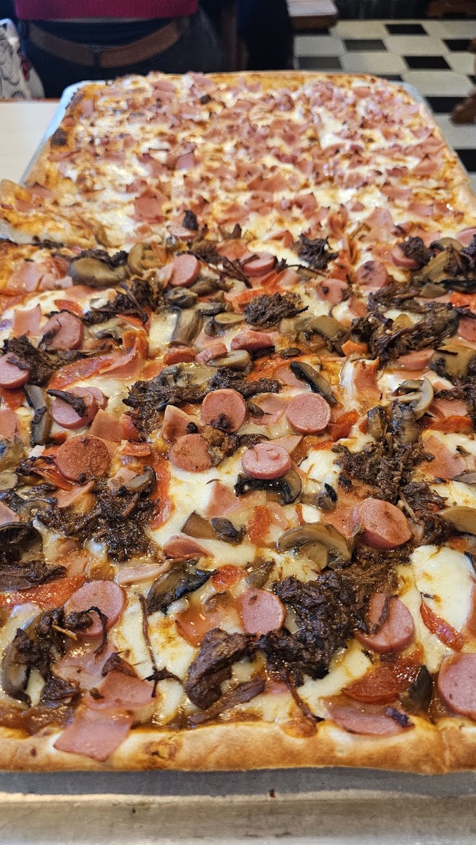 Pizzeta Obregon Photo 4