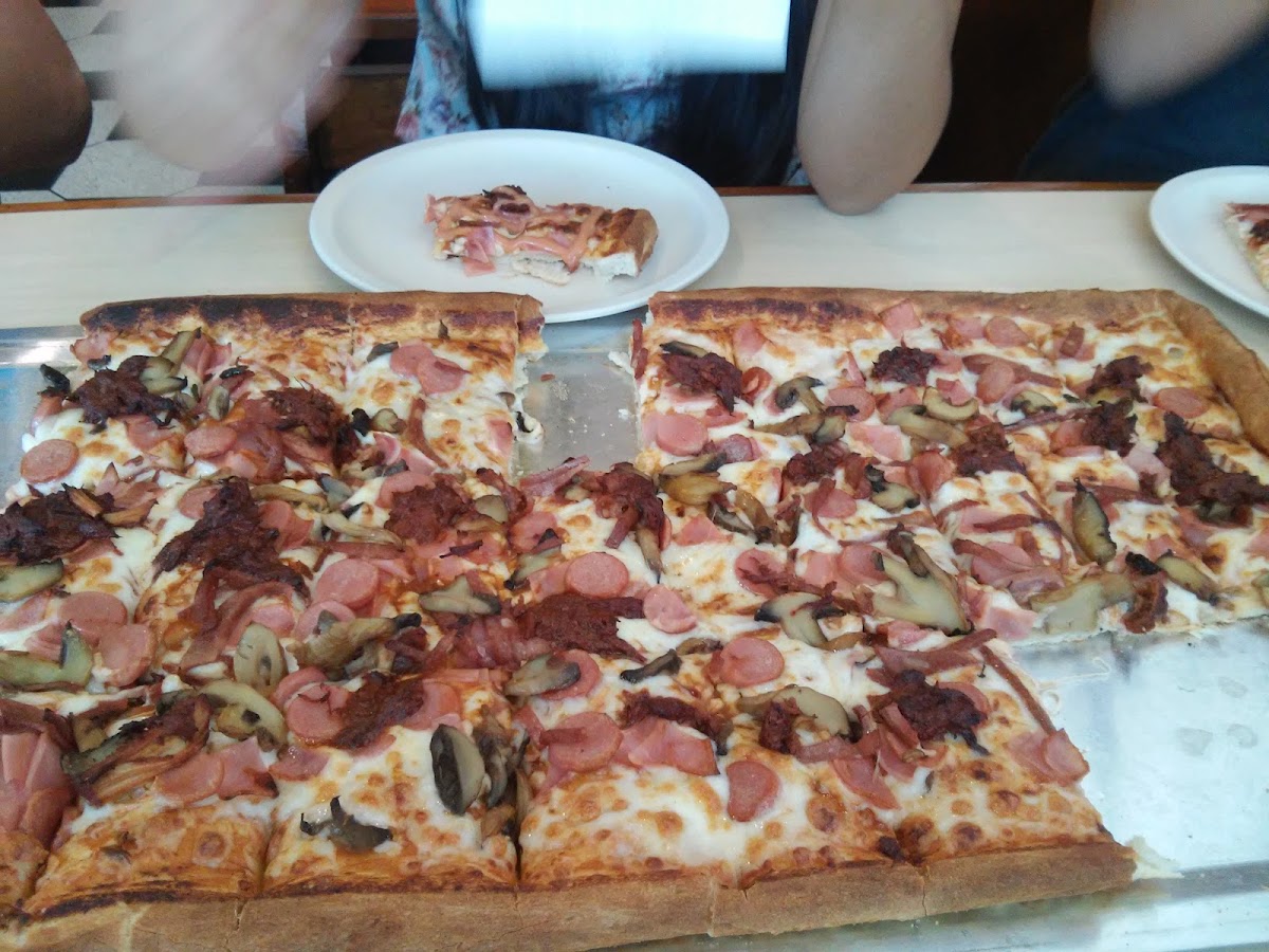 Pizzeta Obregon Photo 8