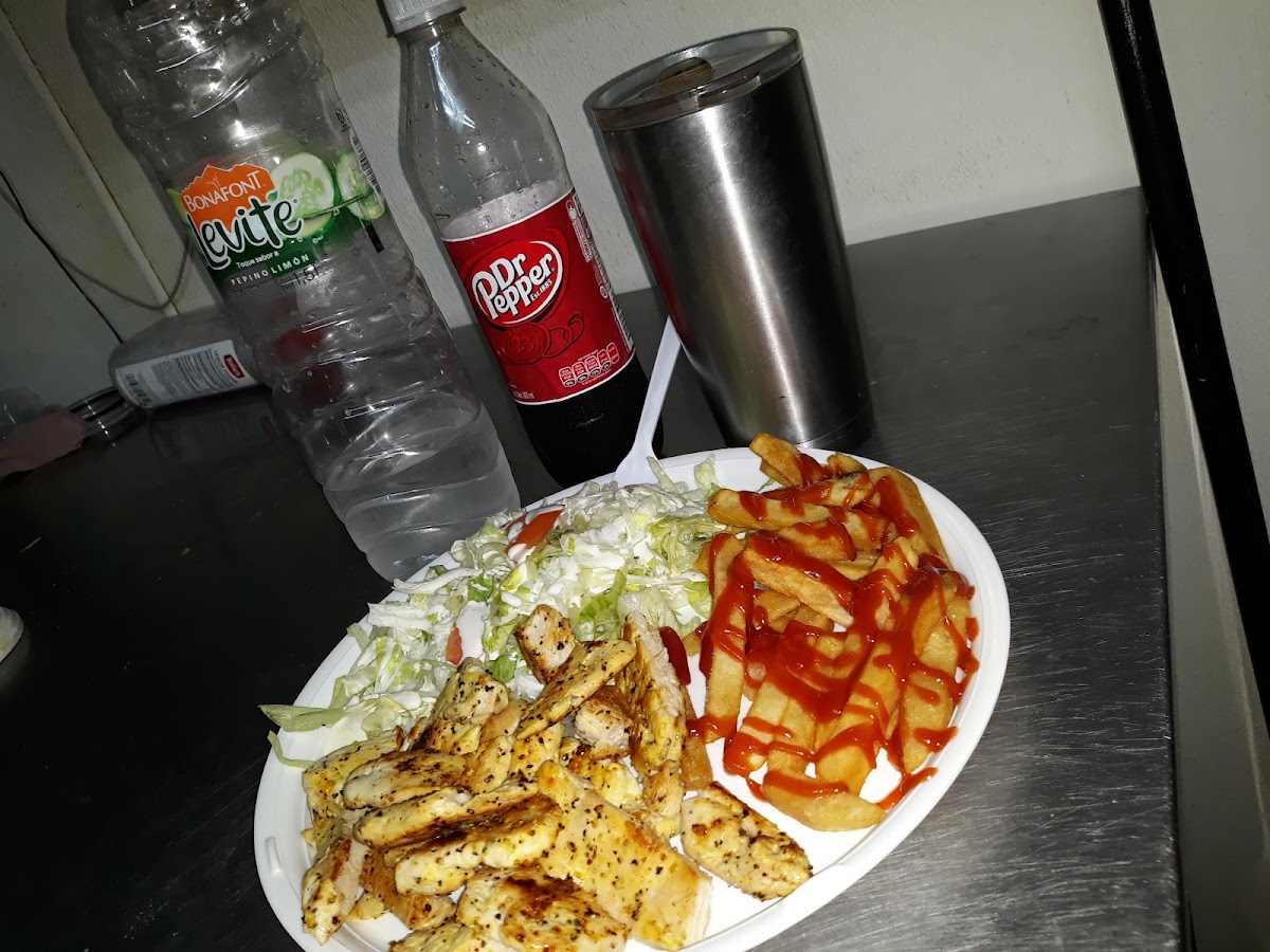 Pollo Fiesta Fried Chicken Photo 7