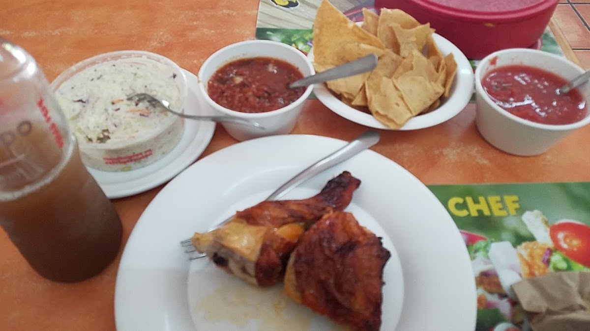 Pollo Pepe Photo 9