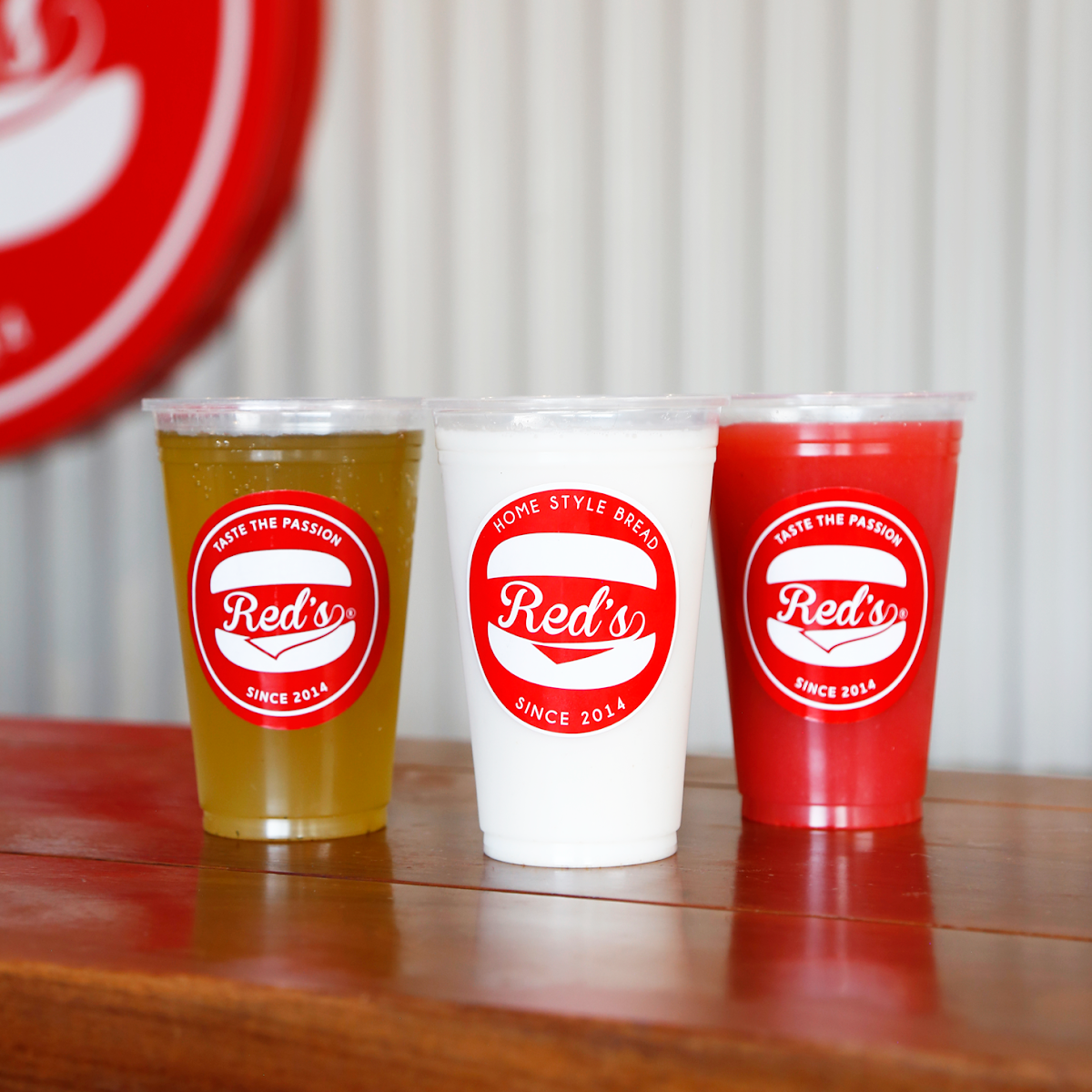 Red's Burger Shop Las Aguilas Photo 7