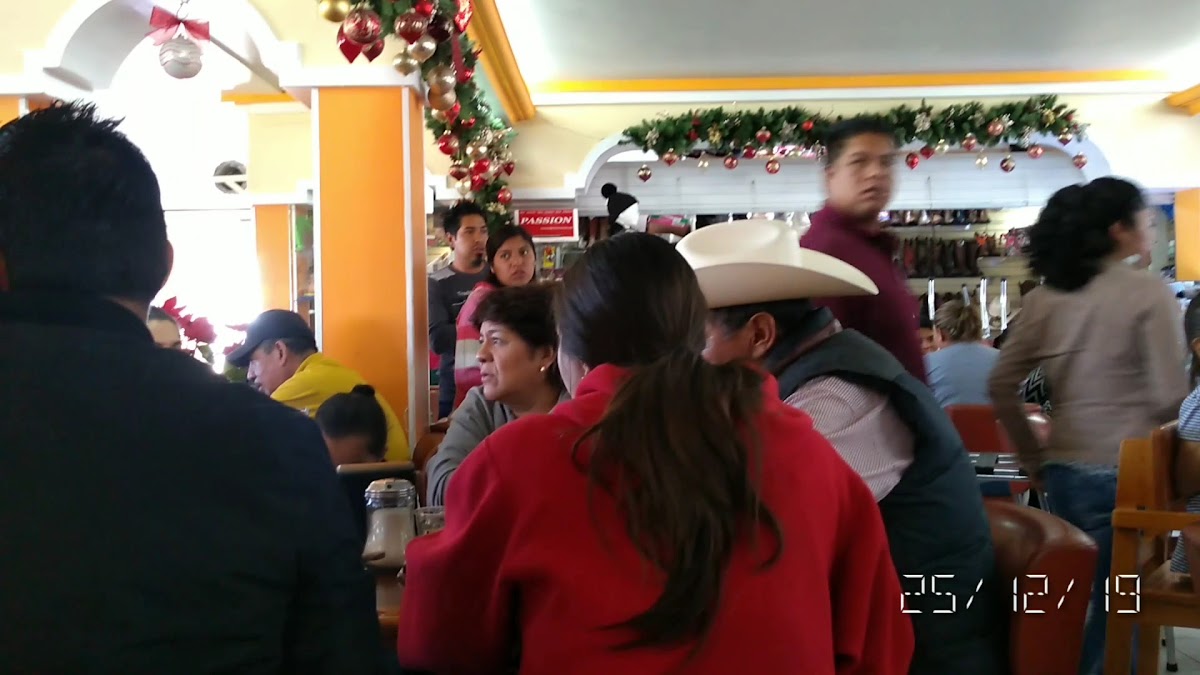 Restaurant La Morena Photo 2