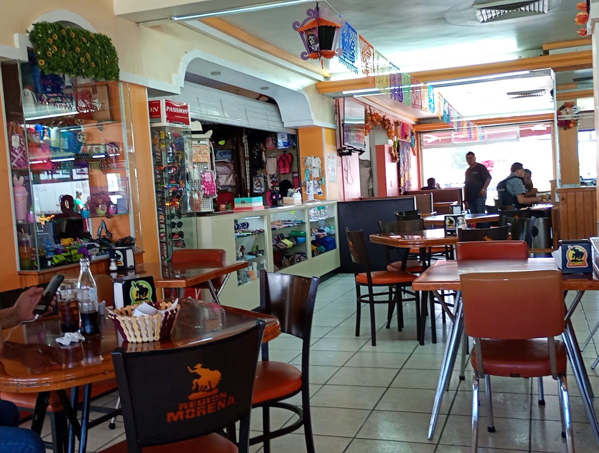 Restaurant La Morena Photo 4