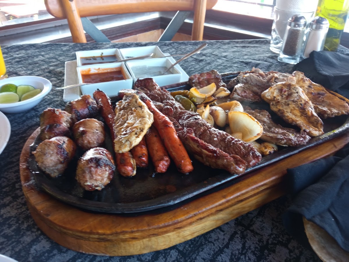 Restaurant La Parrilla De Gardel Photo 10