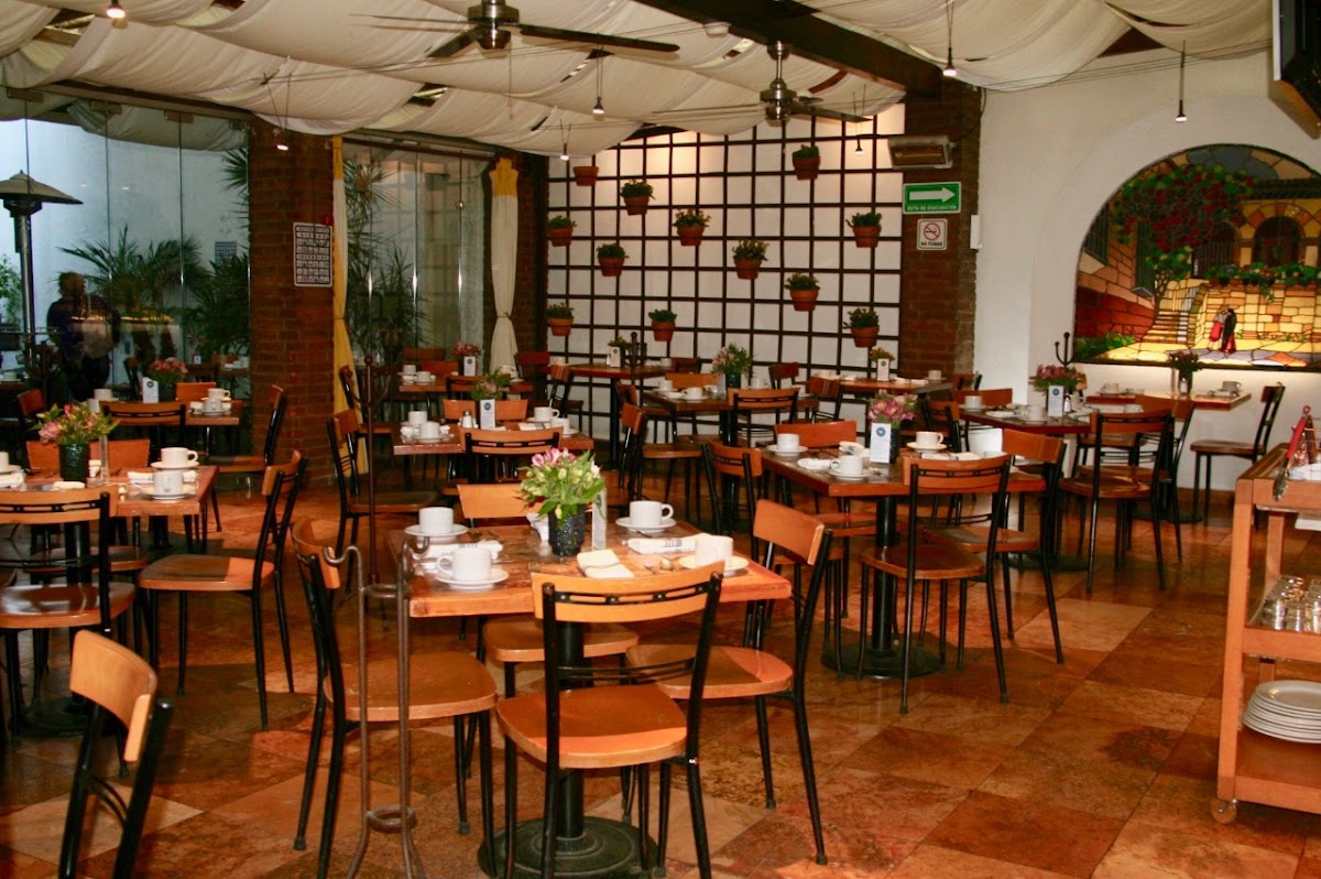 Restaurante Montmartre En Coyoacan
