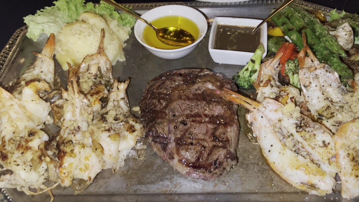 Roasted Grill & Bar Photo 2