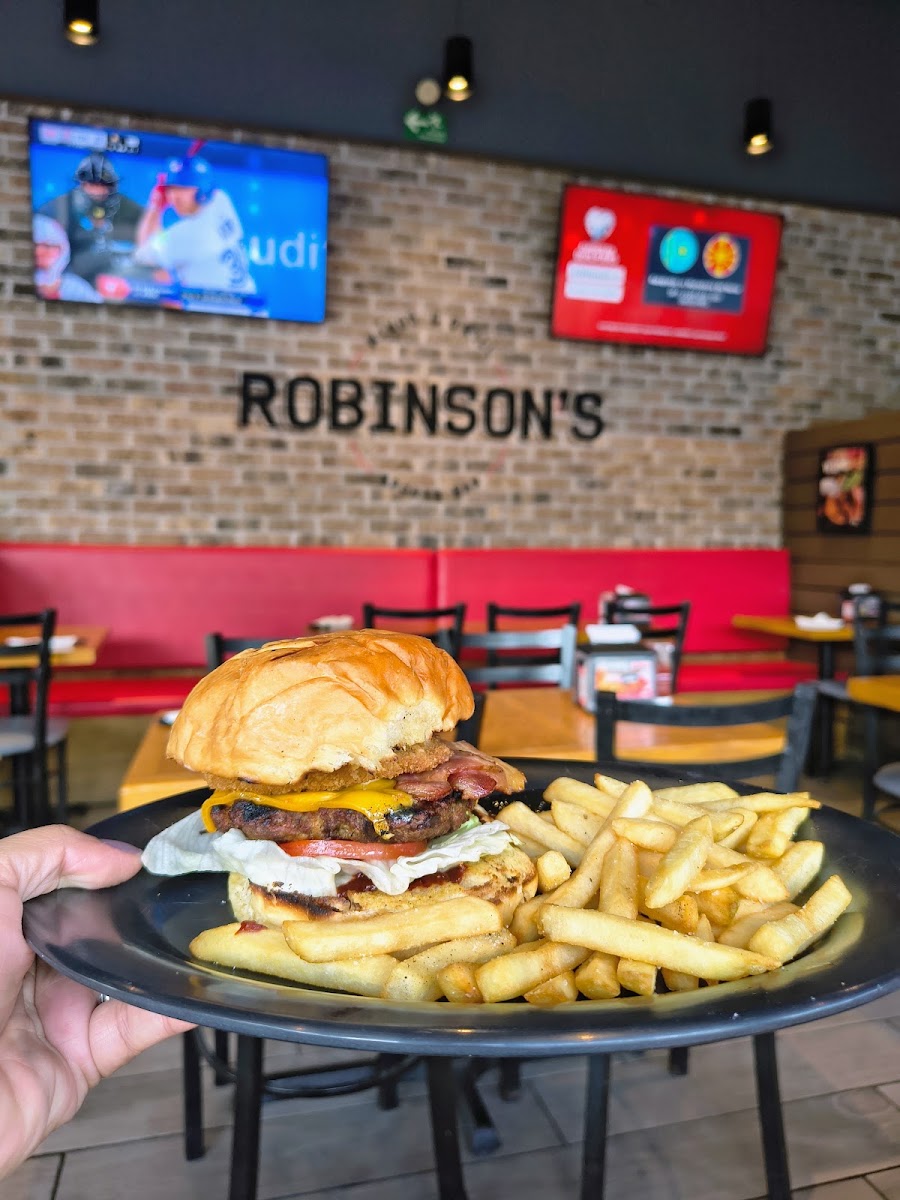 Robinson's Photo 4