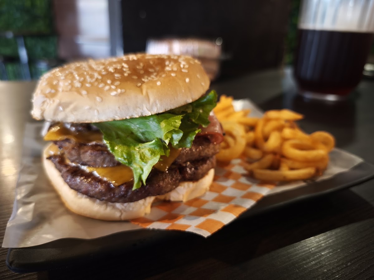Route 66 Burger&beer Photo 3