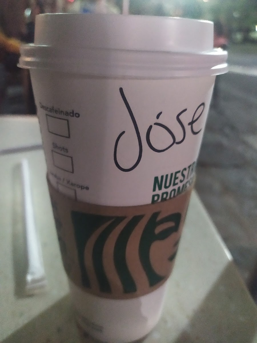 Starbucks Cuicuilco Plaza Photo 5