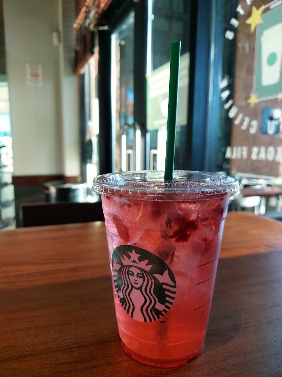 Starbucks Nogales Mall Photo 8
