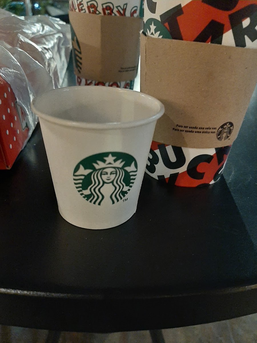 Starbucks Pasaje San Jeronimo Photo 10