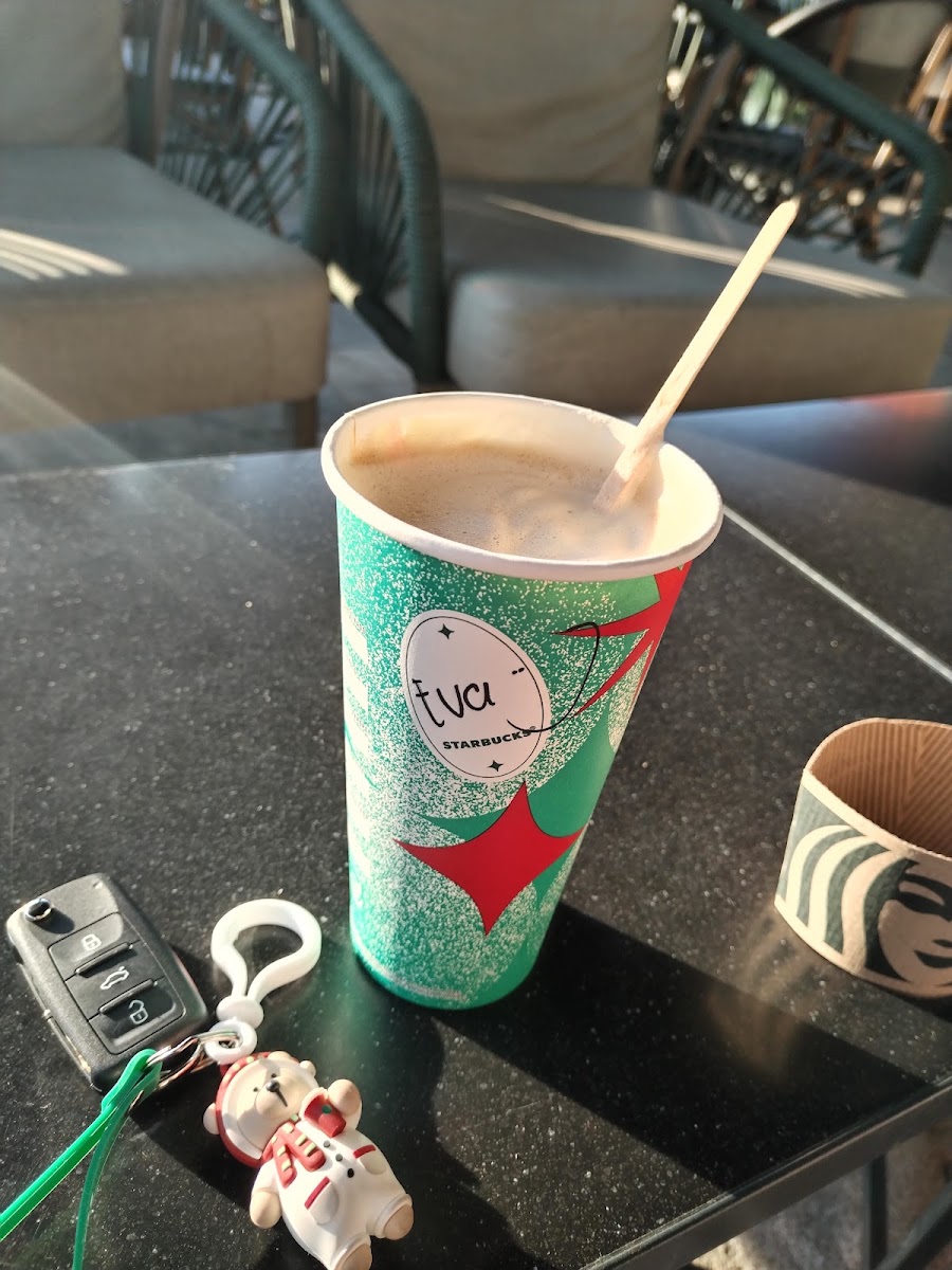 Starbucks Pasaje San Jeronimo Photo 7