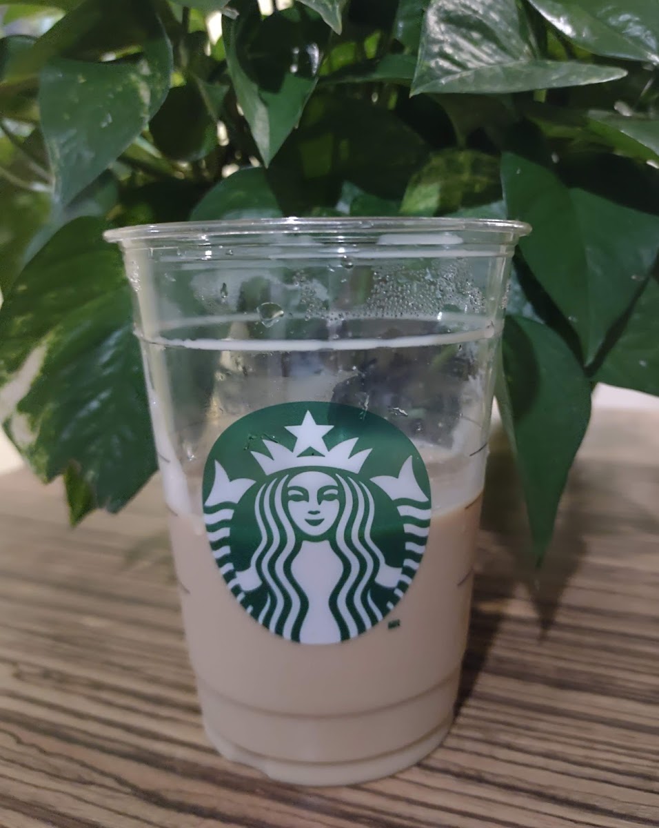 Starbucks Pasaje San Jeronimo Photo 8