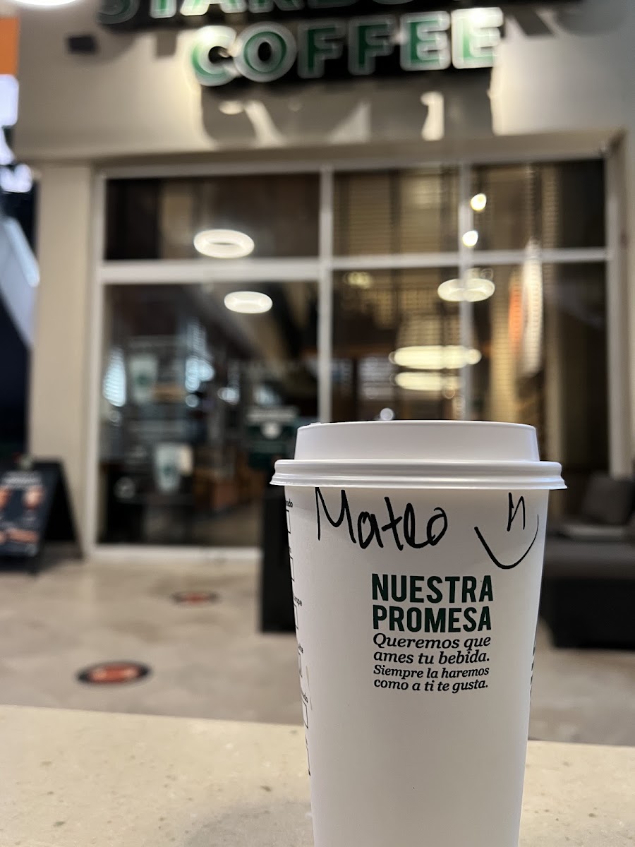 Starbucks Photo 8
