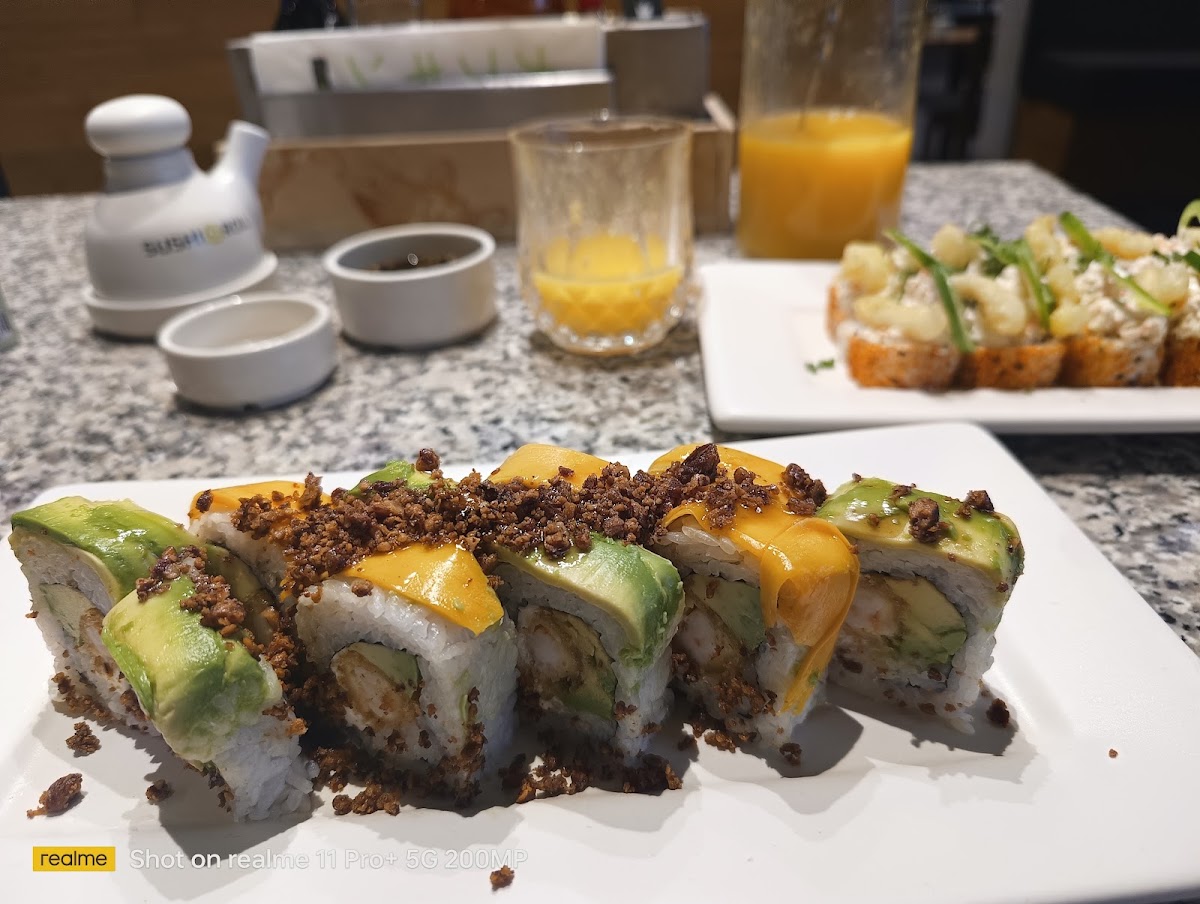Sushi Roll Interlomas Photo 3
